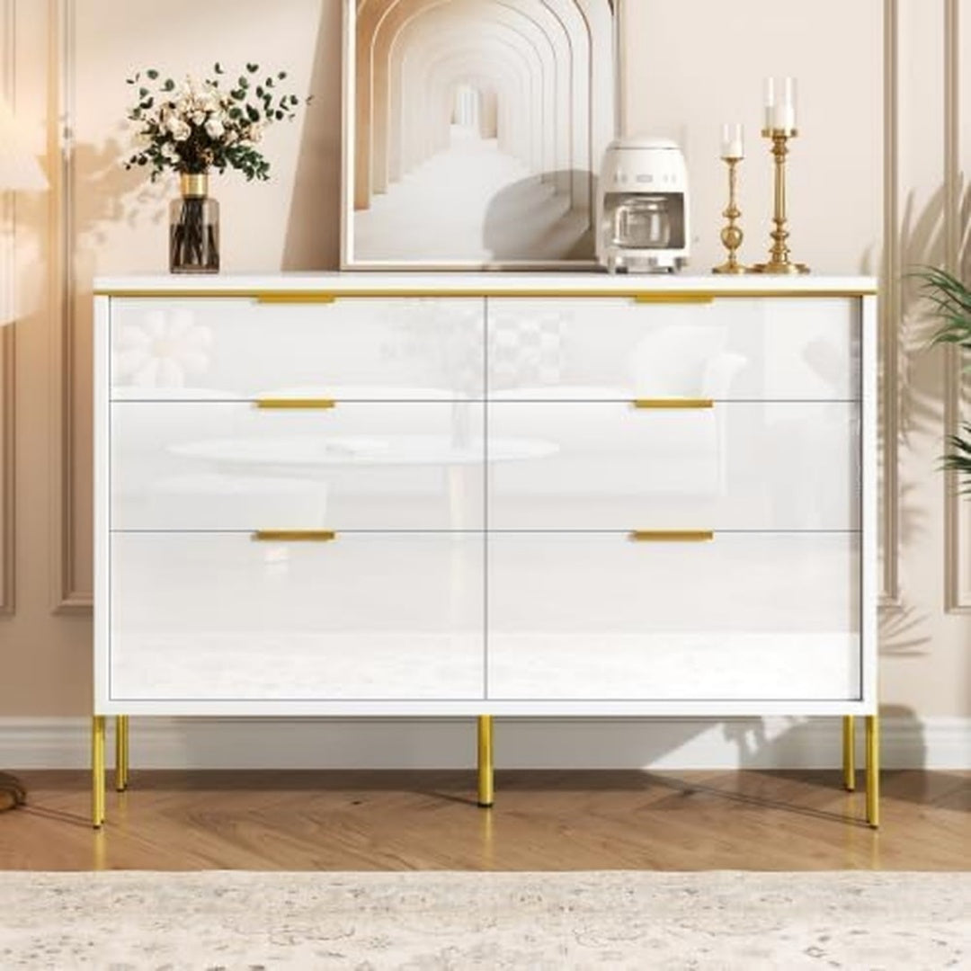 En bois commode pour le salon gris clair